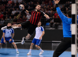 Vardar razbio Budvansku Rivijeru sa 44:27, serija od 6-0 rešila utakmicu Vardar razbio Budvansku Rivijeru sa 44:27, serija od 6-0 rešila utakmicu